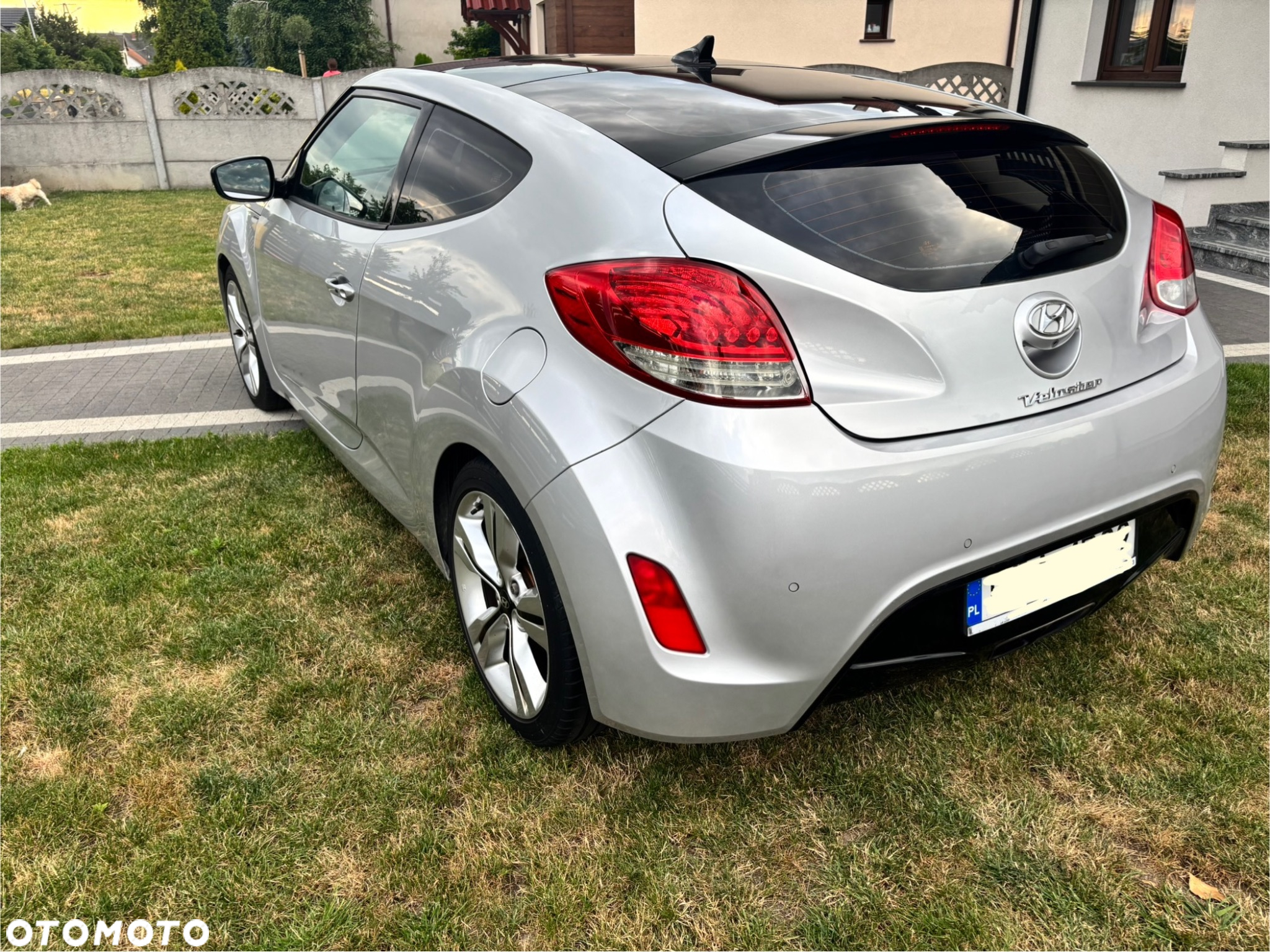 Hyundai Veloster - 3