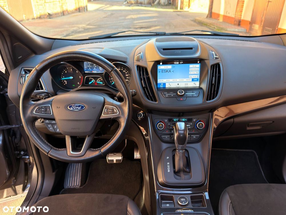 Ford Kuga 2.0 TDCi 4x4 ST-Line - 27