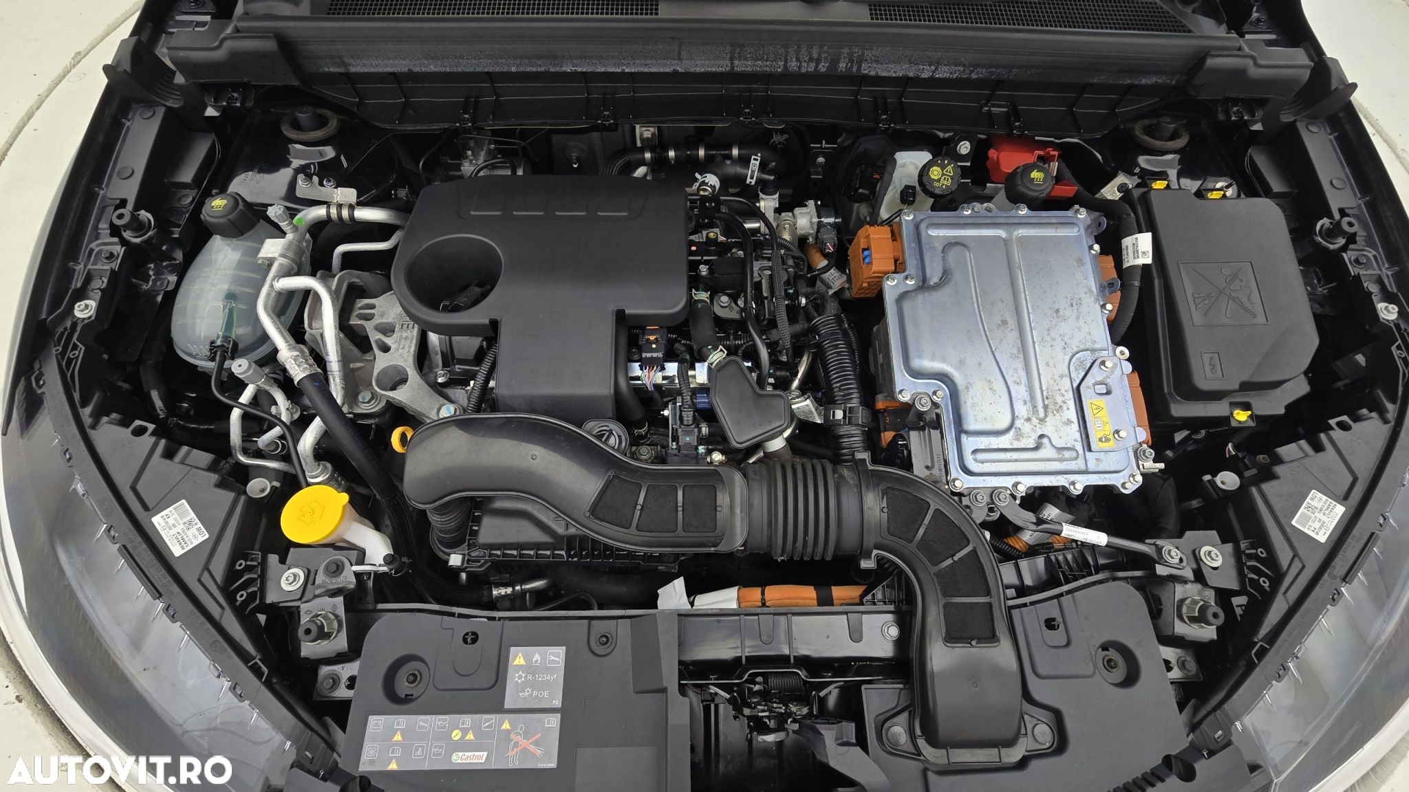 Renault Arkana E-TECH 145 Evolution - 24