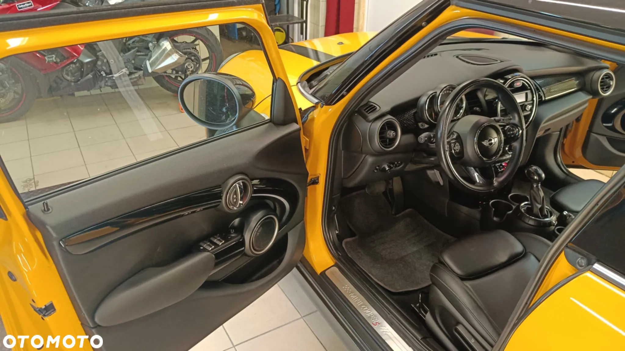 MINI Cooper S Standard - 11