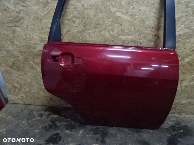 DRZWI PRAWY TYŁ SUZUKI LIANA 1.3 HB 5D LAK: Z5K - 3