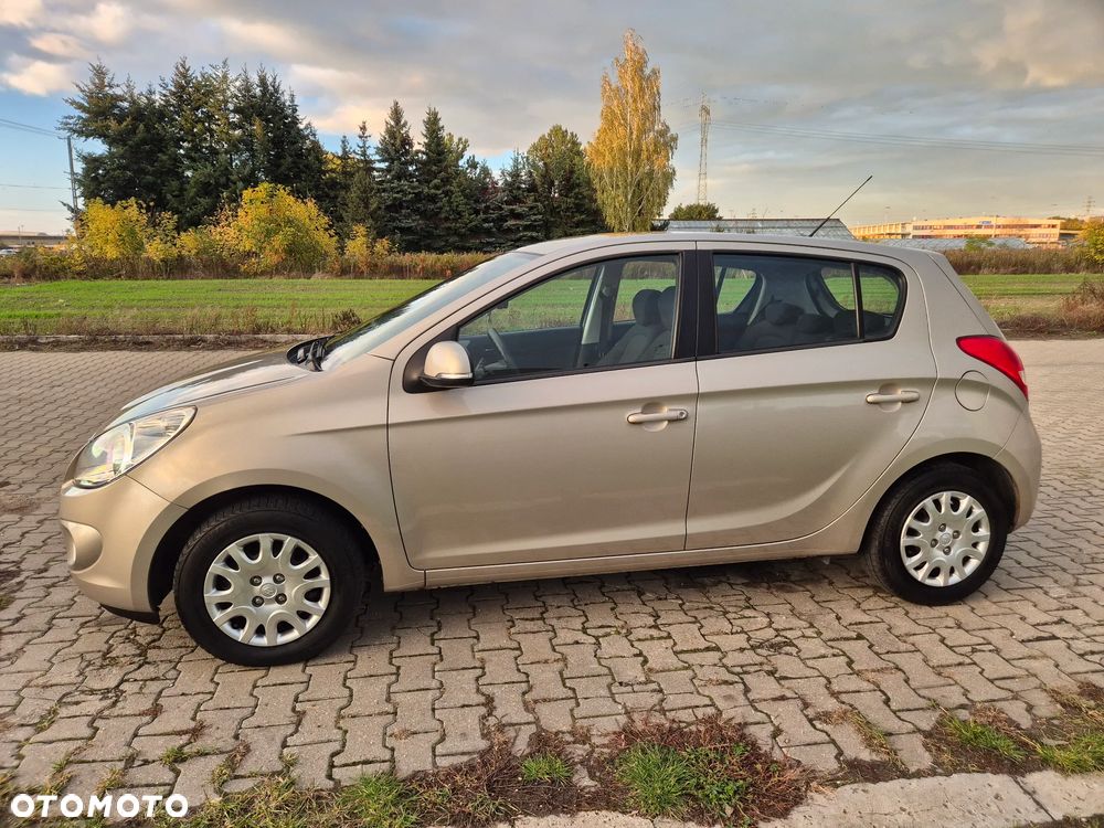 Hyundai i20 - 11
