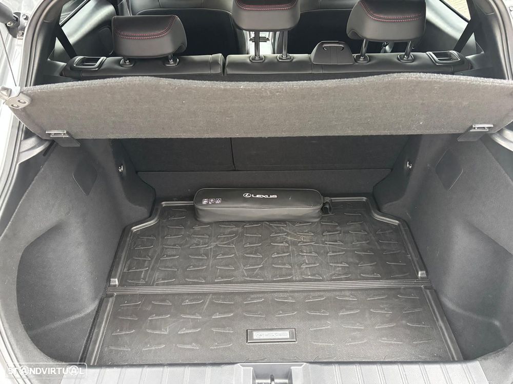 Lexus LBX Emotion - 18