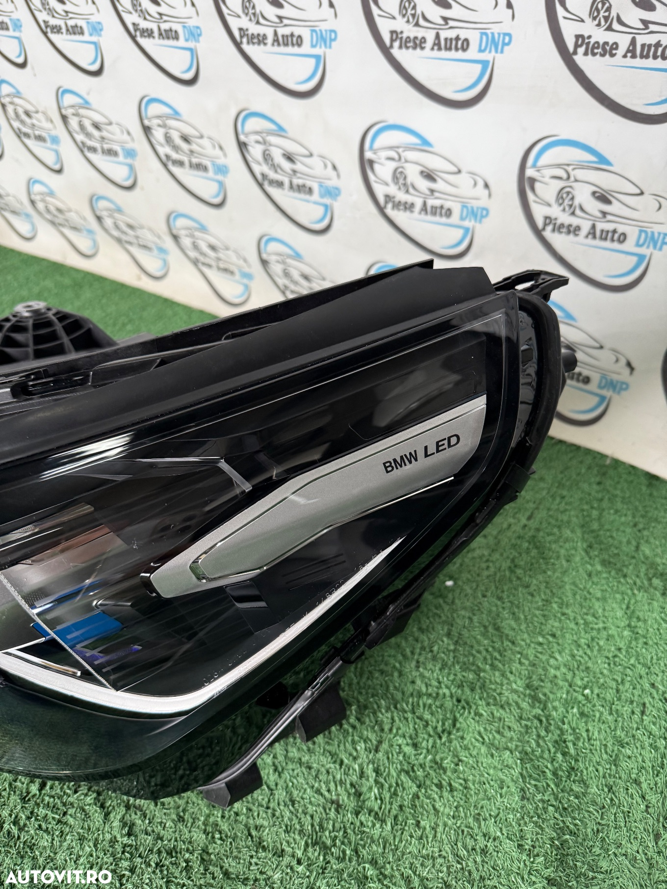 Far stanga Bmw seria 5 G60 G61 full led adaptive - 3