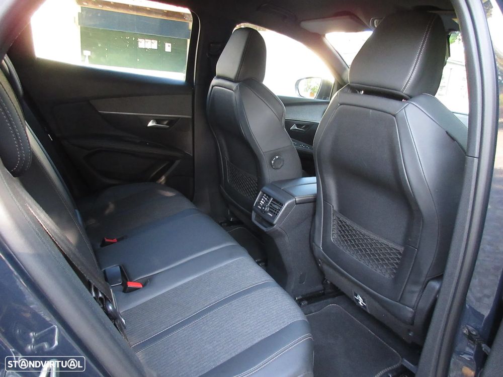 Peugeot 3008 1.5 BlueHDi GT Line EAT8 - 32