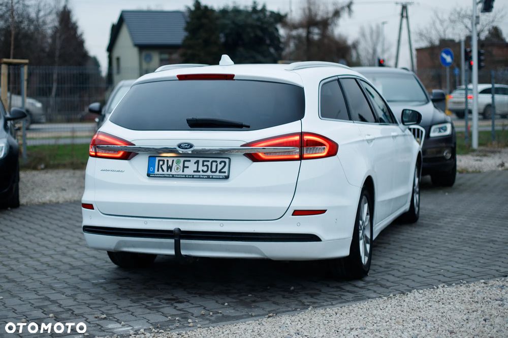 Ford Mondeo 2.0 EcoBlue Titanium - 13