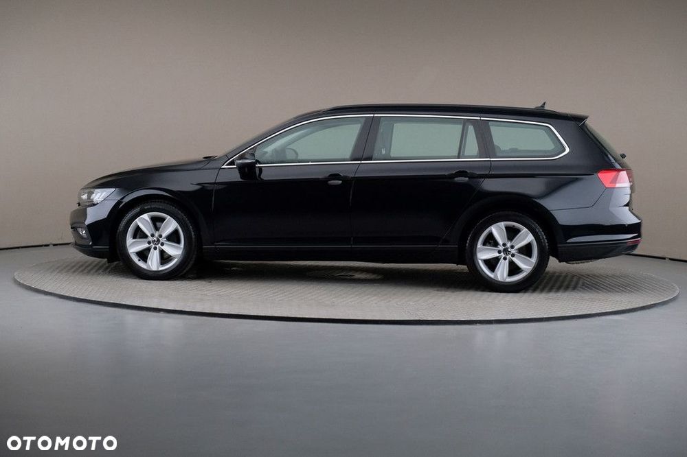 Volkswagen Passat Variant 2.0 TSI Business DSG - 4