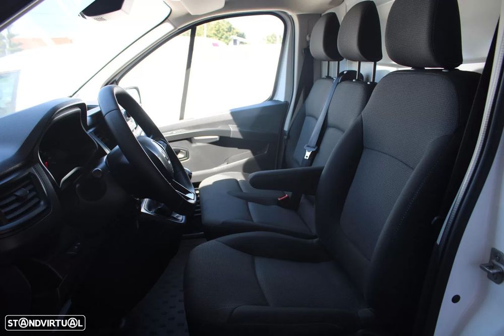 Renault trafic 2.0 blue dci c/frio - 14