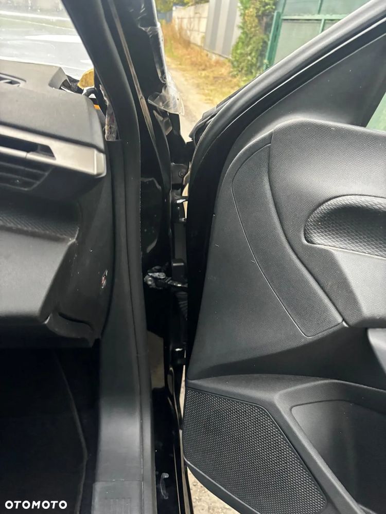 Peugeot 308 BlueHDi 130 EAT8 Style - 5