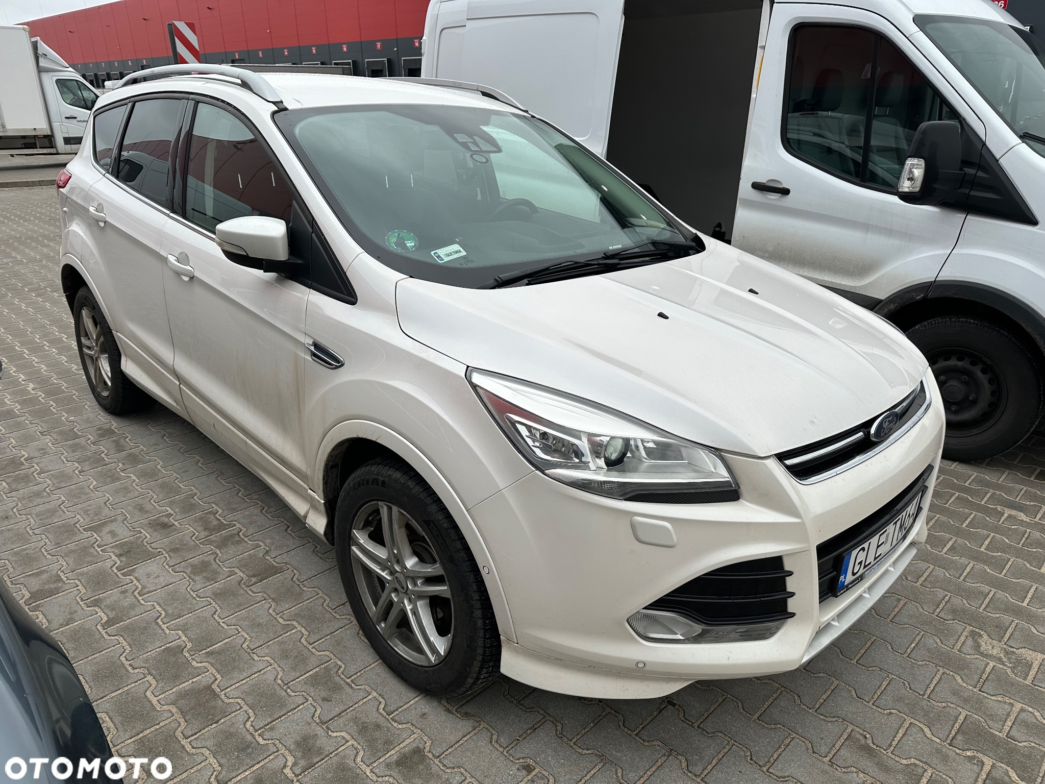 Ford Kuga 2.0 TDCi FWD Titanium Plus - 4