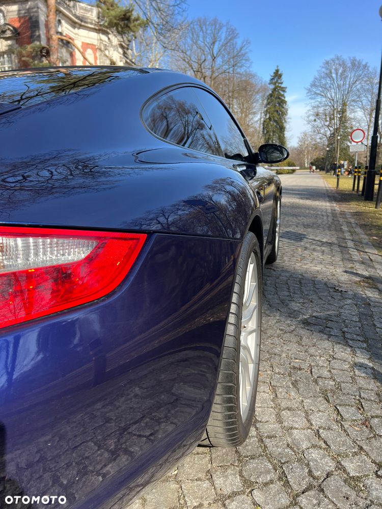 Porsche 911 Carrera 4 S - 7