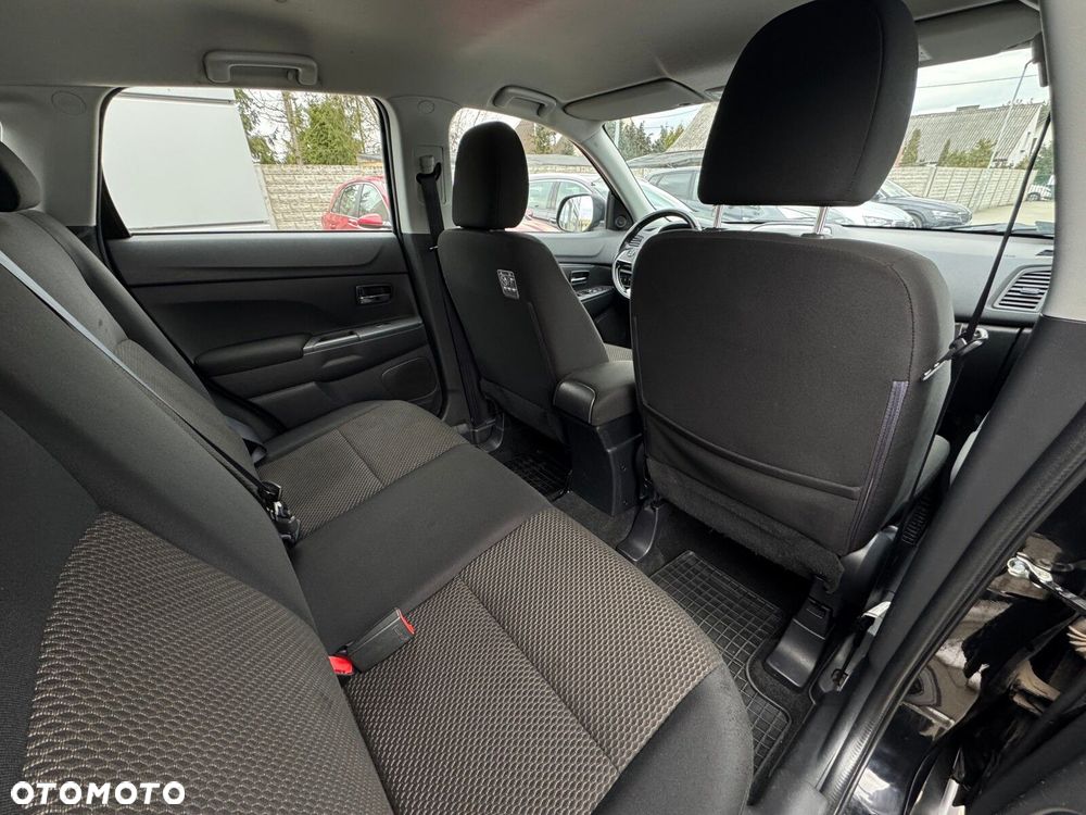 Mitsubishi ASX - 16