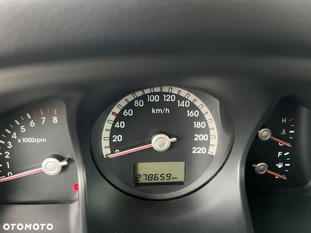 Kia Sportage 2.0 Expedition - 13