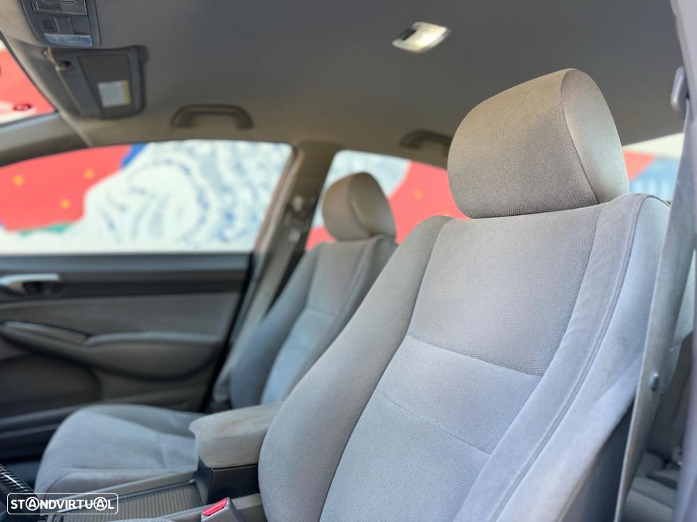 Honda Civic 1.3 DSI i-VTEC Hybrid Elegance - 18