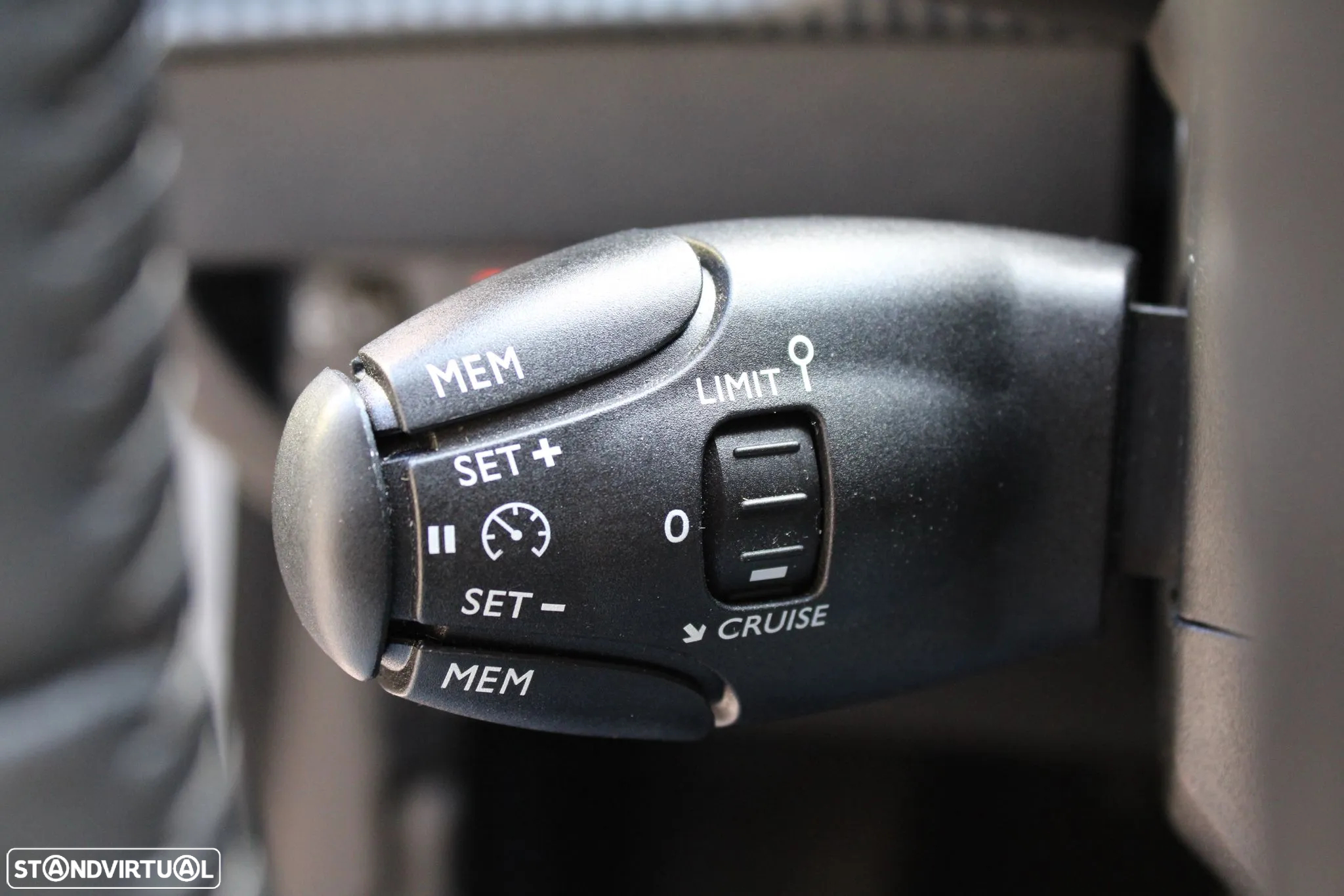 Peugeot e-208 50 kWh Active Pack - 17