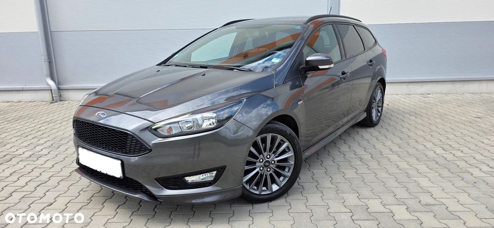 Ford Focus - 1