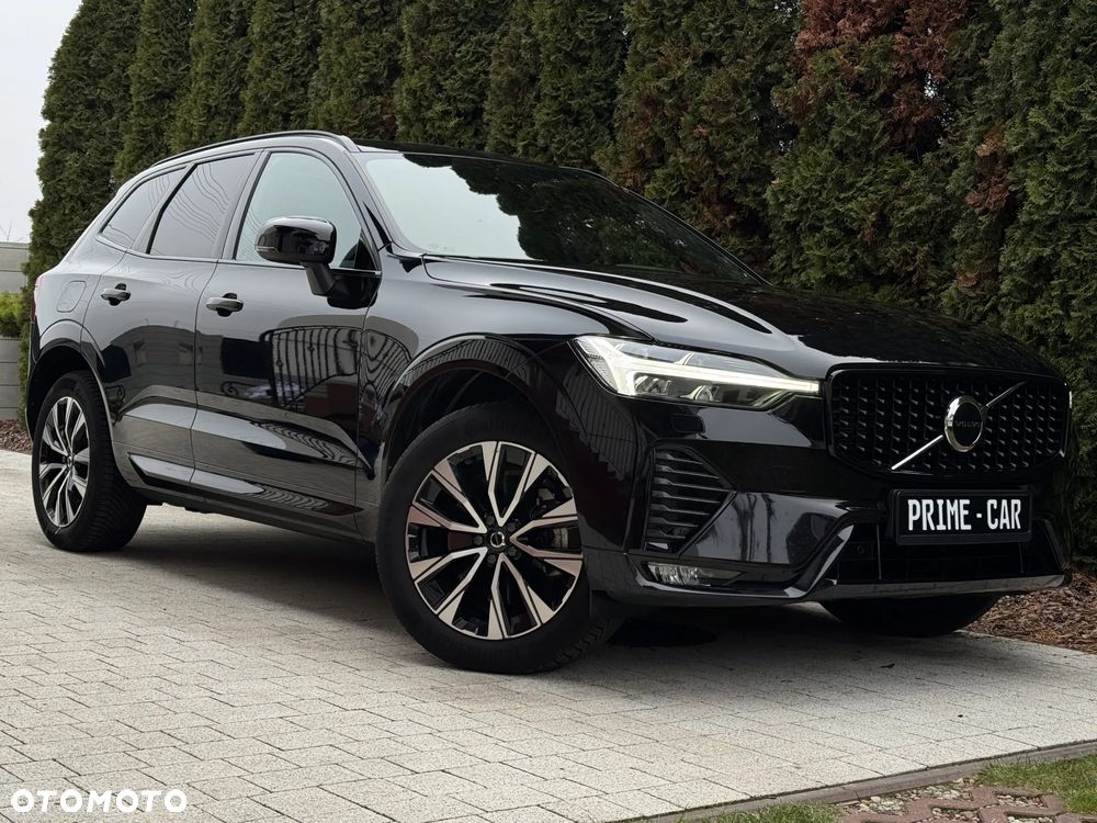 Volvo XC 60 B4 D AWD Plus Dark - 40