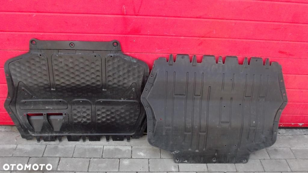 OSŁONA WYGŁUSZKA POD SILNIK AUDI A3 8P0 2004-2011R - 1
