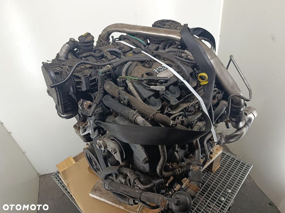 SILNIK PEUGEOT 407 UHZ 2.7 HDI - 2