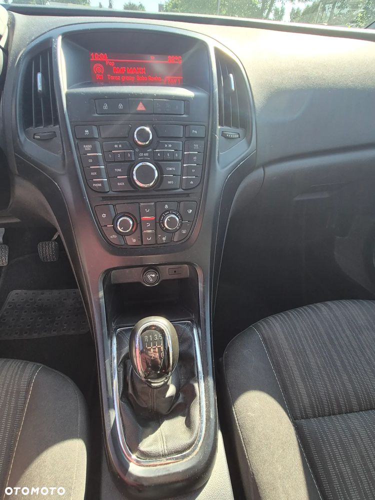 Opel Astra 1.4 Turbo - 9