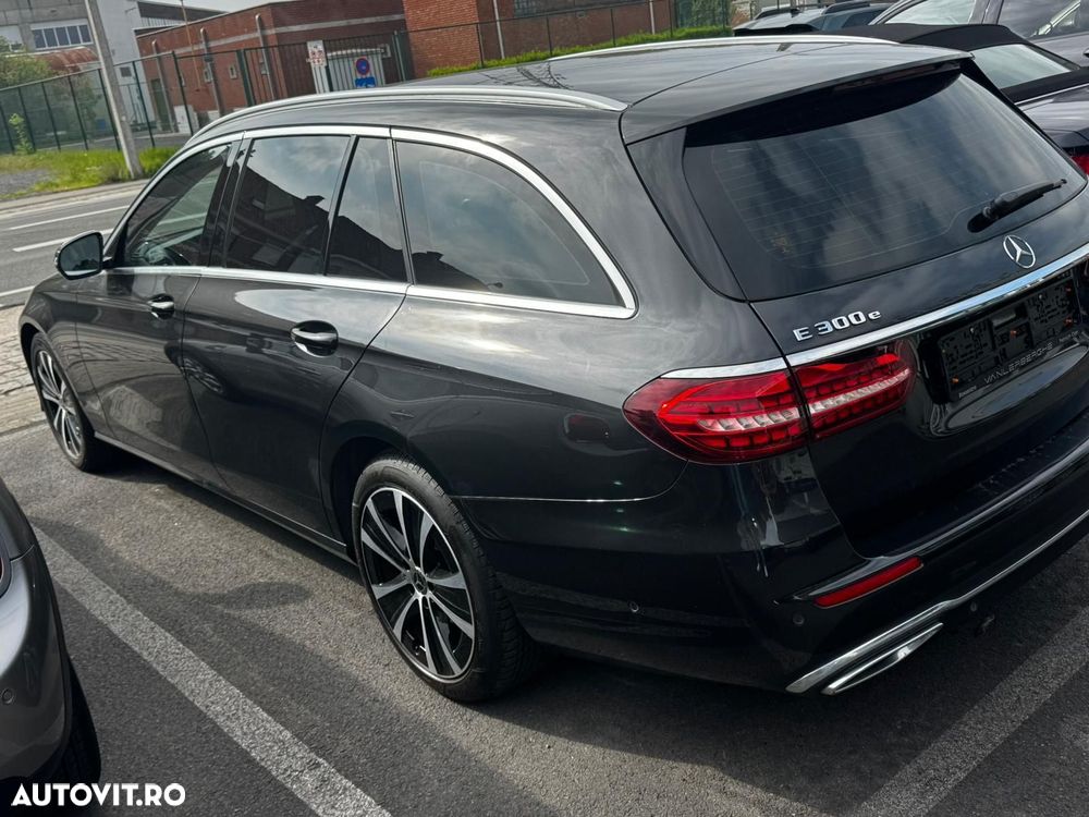 MERCEDES-BENZ E-Class 2021