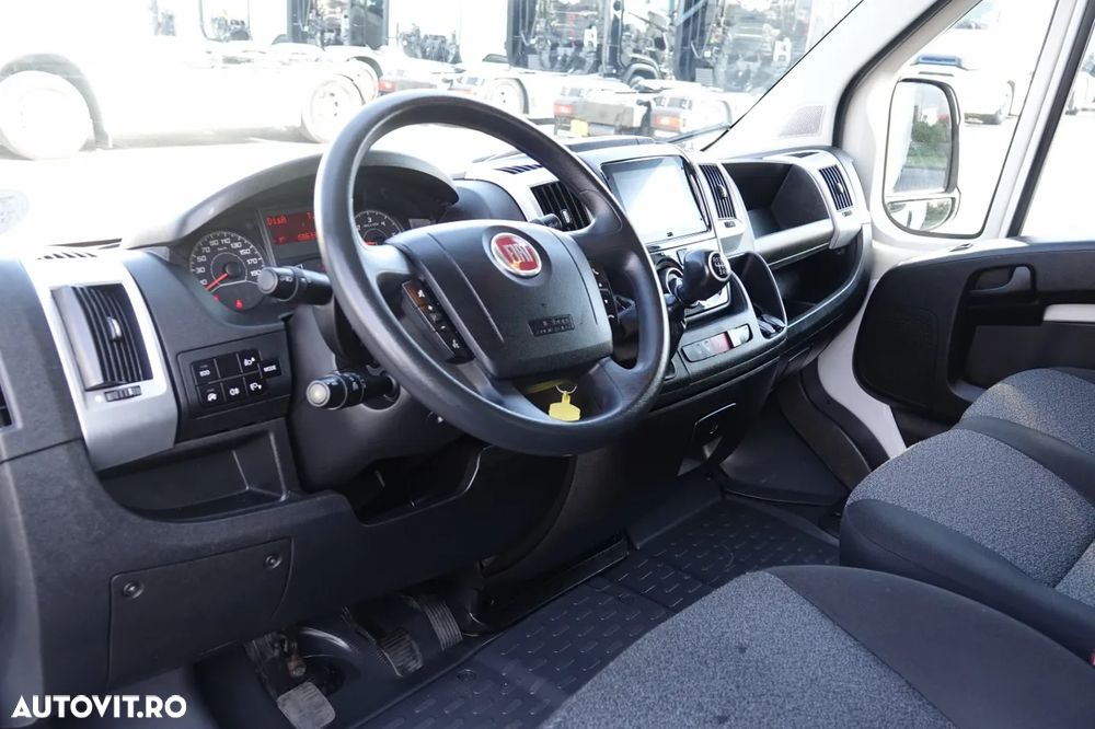 Fiat DUCATO MAXI / CONTAINER / 750 KG LIFT / GVWR: 3500 KG / MANUAL / 2021 - 25