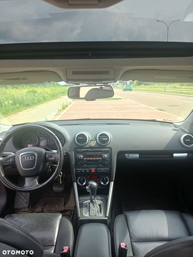 Audi A3 Sportback - 2
