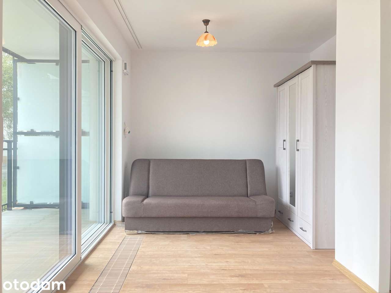 Ogrodowa, 2025r, 1pok 35m, balkon, duża logia