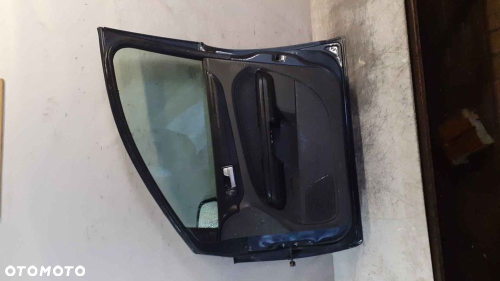 # DRZWI PRZÓD PRZEDNIE PRAWE FORD FOCUS MK.2 2 II H4 SZARE GRAFITOWE - 2