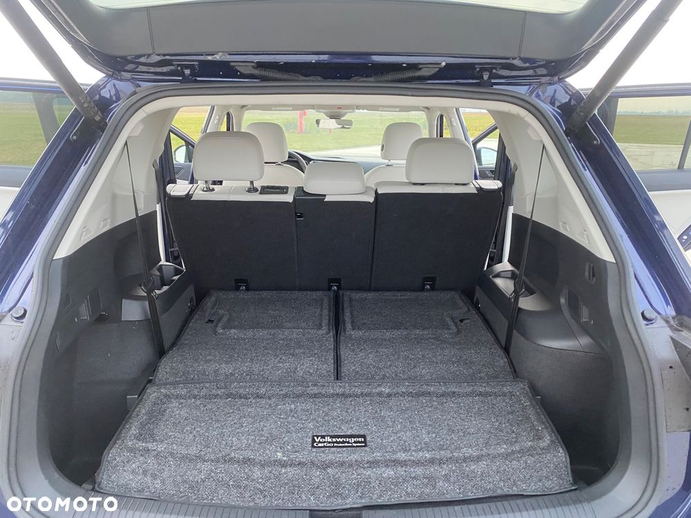 Volkswagen Tiguan Allspace - 21