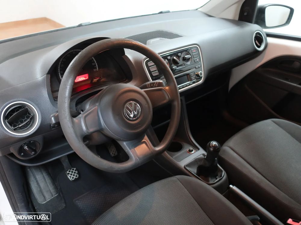 VW Up! 1.0 Take - 14
