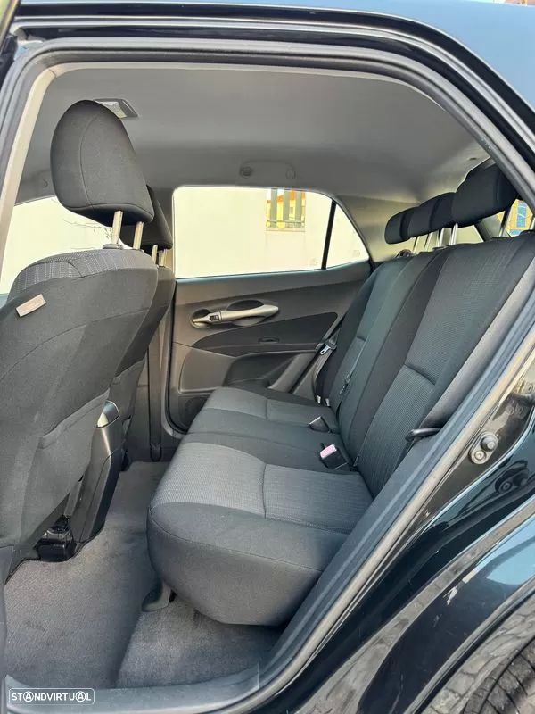 Toyota Auris 1.4 VVT-i AC - 11