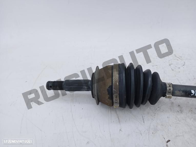 Transmissão Frente Esquerda  Opel Corsa B [1993_2000] 1.7 D - 2