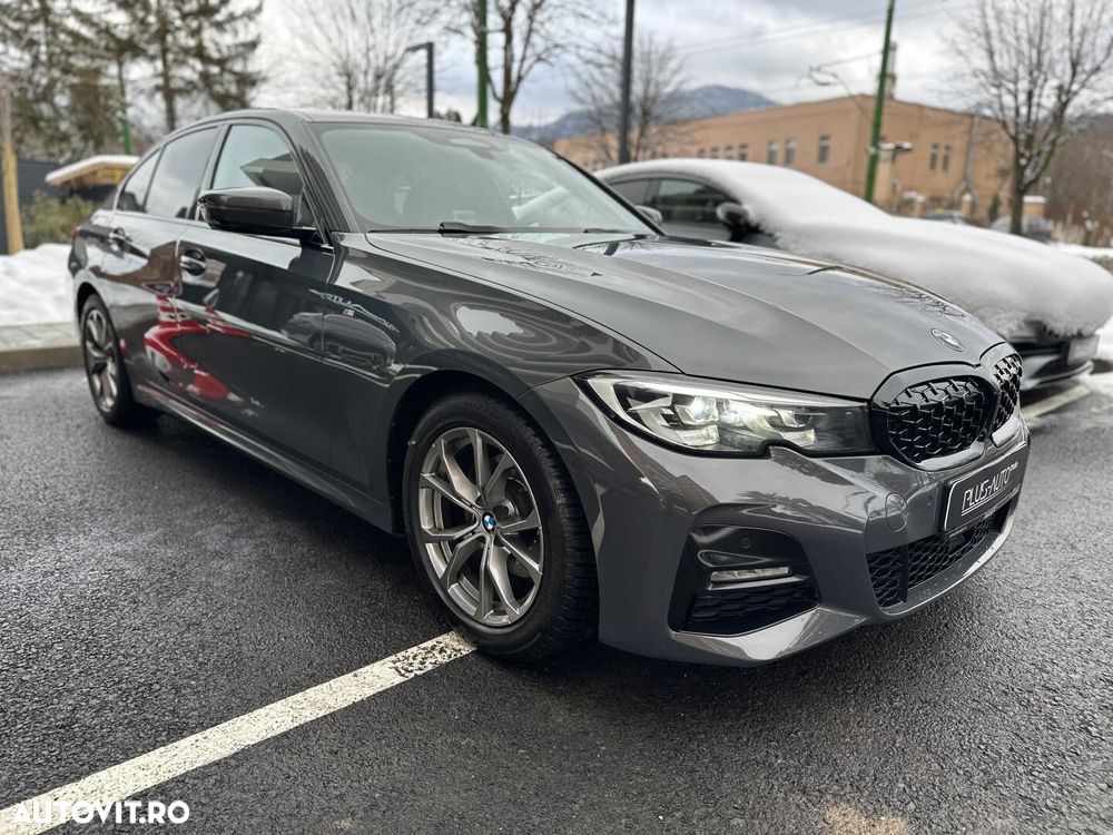 BMW Seria 3 320i xDrive Aut. Edition M Sport Shadow - 5