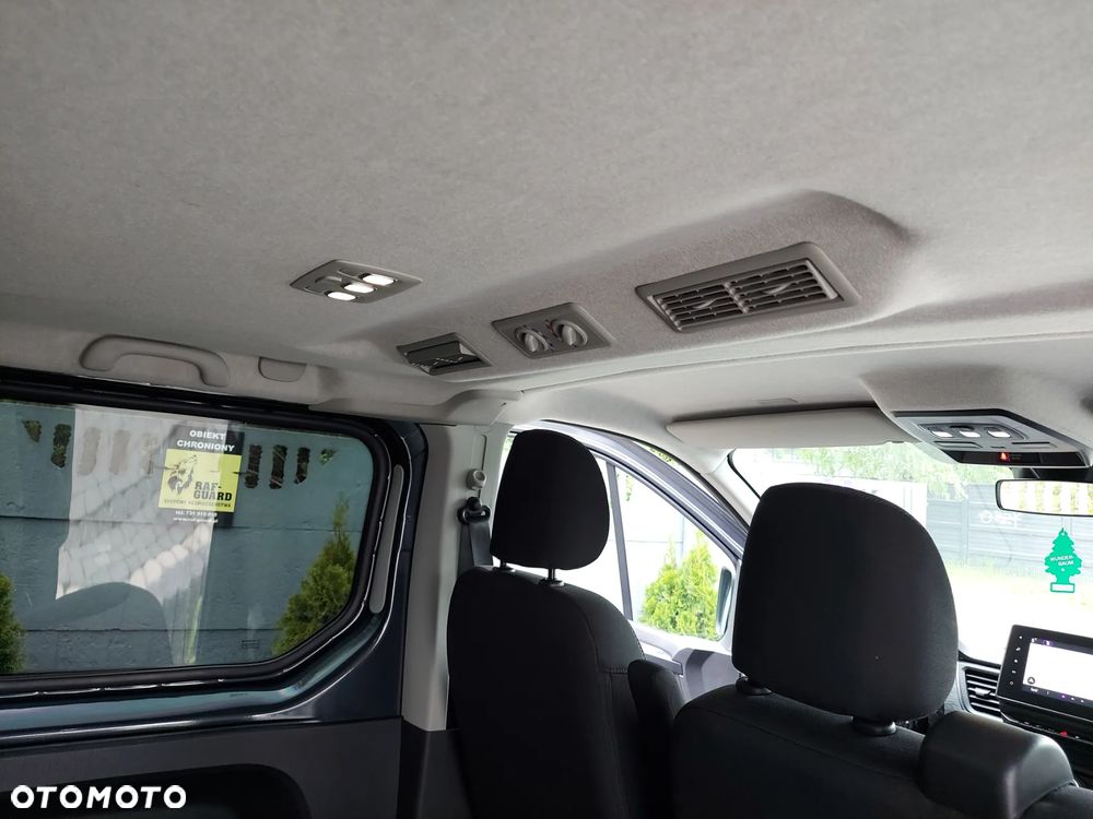 Renault Trafic - 13