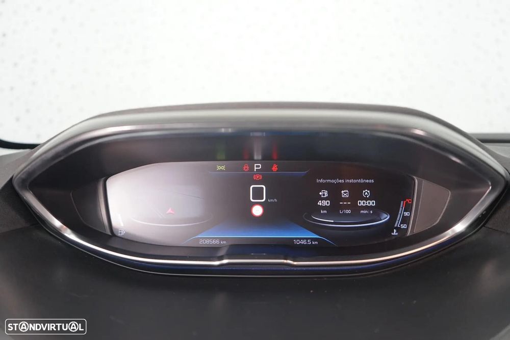 Peugeot 5008 1.5 BlueHDi Allure EAT8 - 22