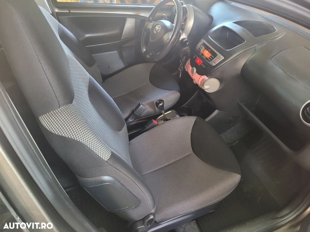 Toyota Aygo Multi Mode Edition - 6
