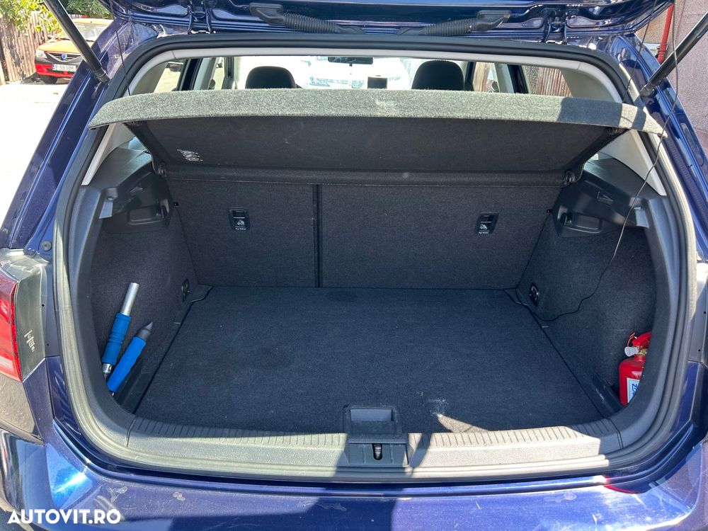 Volkswagen Golf 1.0 TSI Comfortline - 9