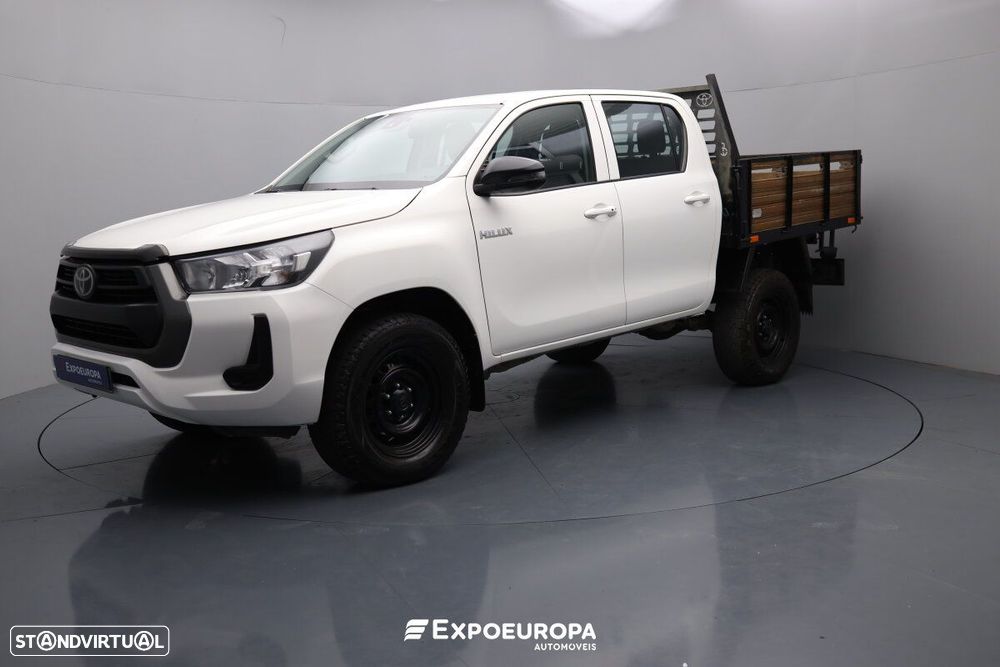 Toyota Hilux 2.4 D-4D 4WD CD CH Aut. - 1