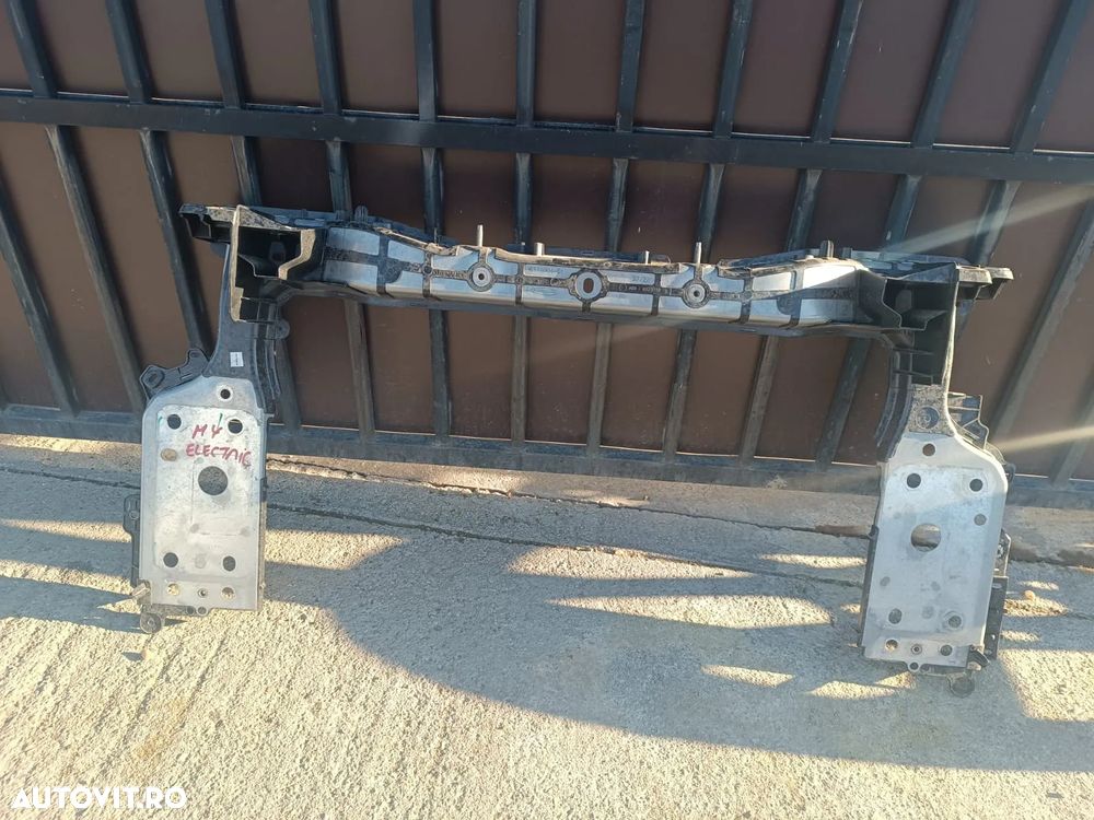 TRAGER MEGANE 4 ELCTRIC - 1