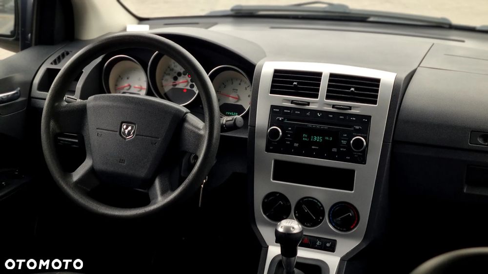 Dodge Caliber 1.8 SXT - 2