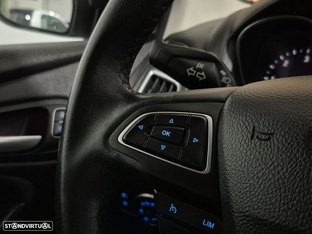 Ford Focus 1.5 TDCi Titanium - 18