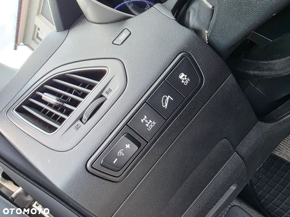 Hyundai ix35 2.0 CRDi 4WD Automatik Premium - 12