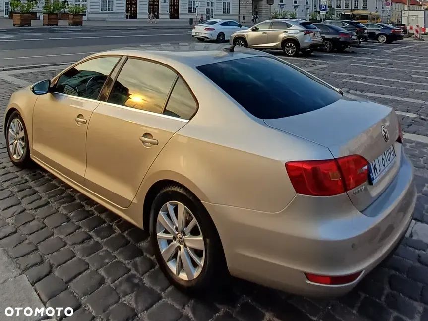 Volkswagen Jetta 1.4 TSI Highline - 7