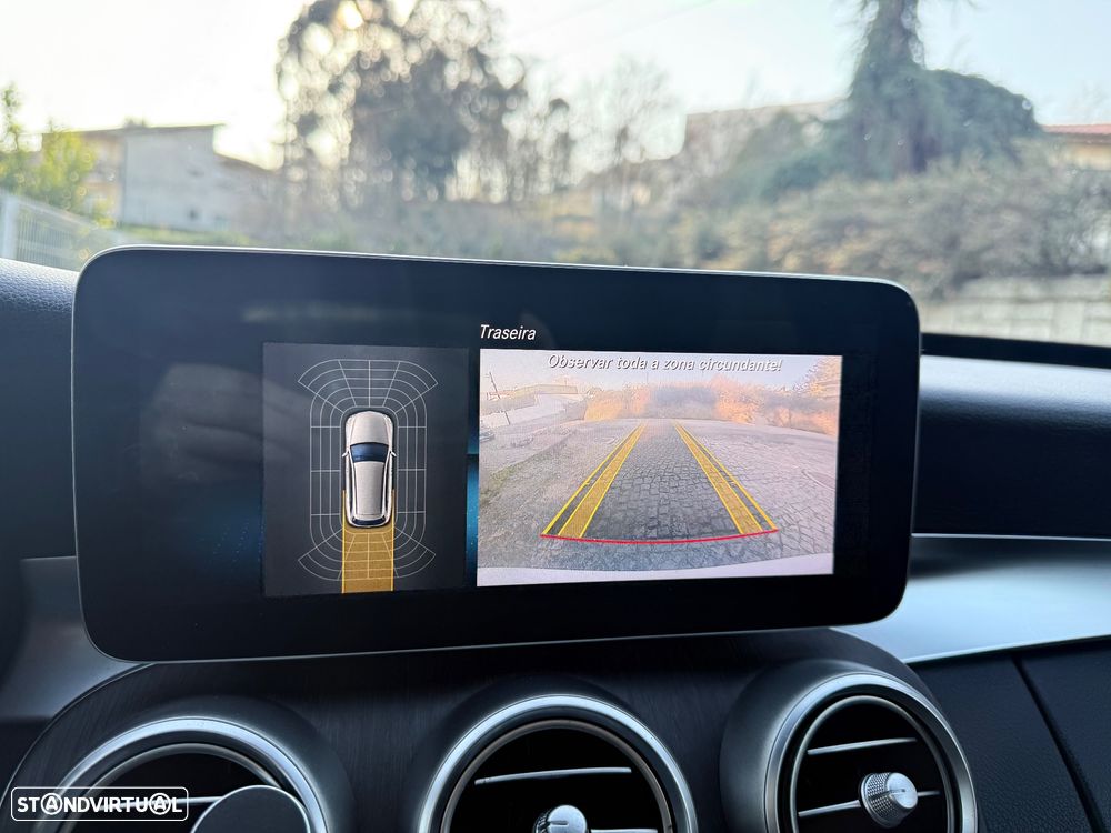 Mercedes-Benz C 300 h AMG Line - 15