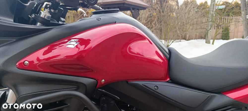 Suzuki V-STROM - 37