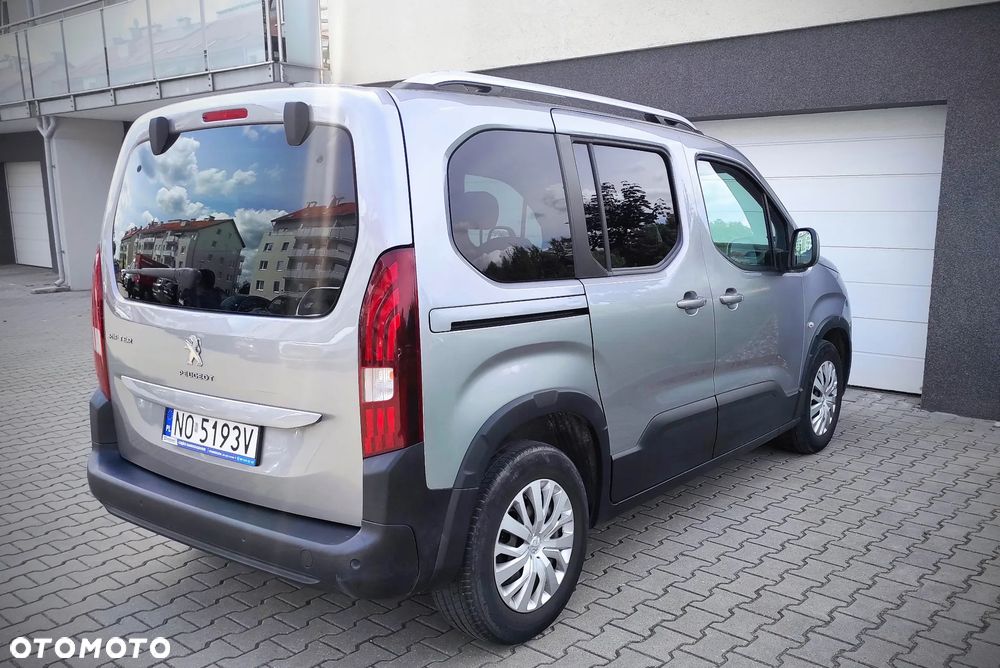 Peugeot Rifter 1.2 PureTech Allure S&S - 14