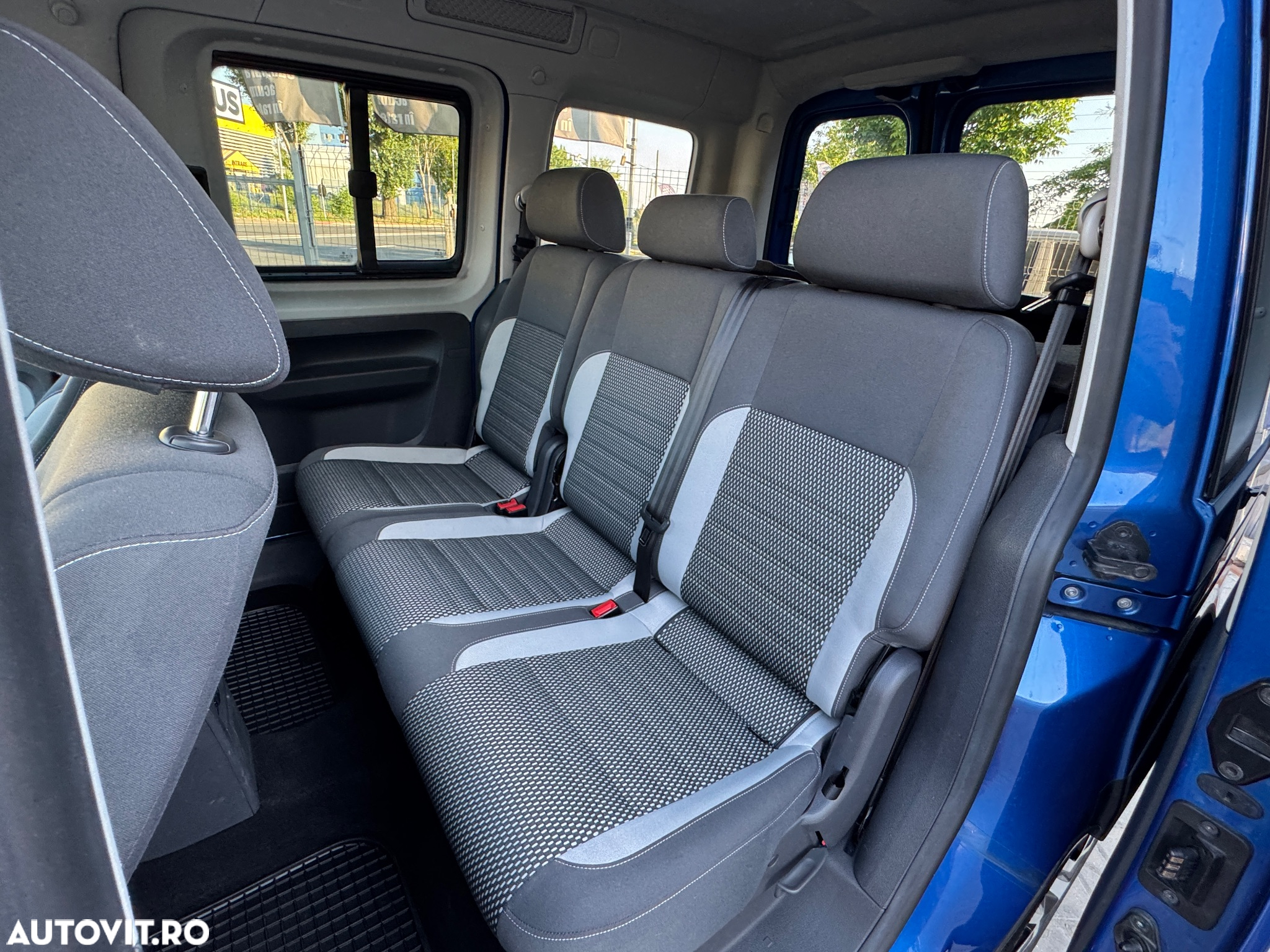 Volkswagen Caddy 2.0 TDI 4Motion Trendline - 21
