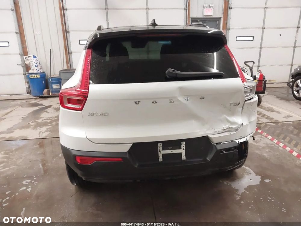 Volvo XC 40 T5 AWD Geartronic R-Design - 6