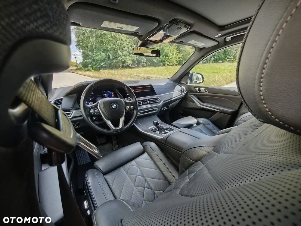 BMW X5 xDrive40i - 26